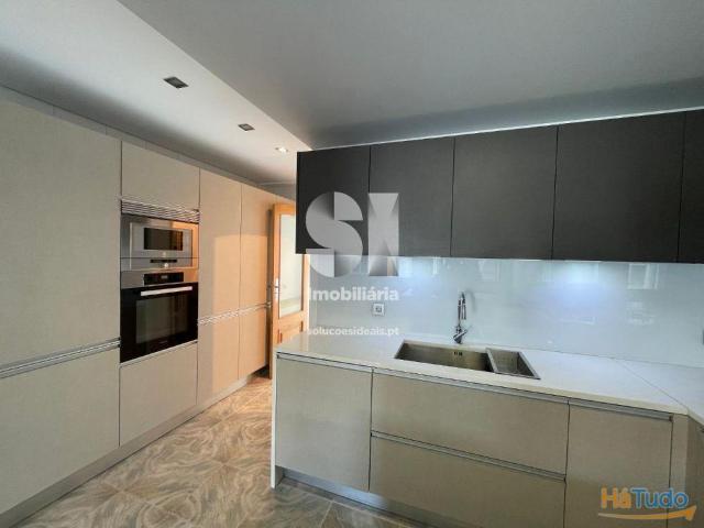 Moradia T4+1 Cidade da Maia | 26024014393