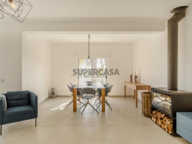 Moradia T4+1 com piscina, em Loulé, Algarve