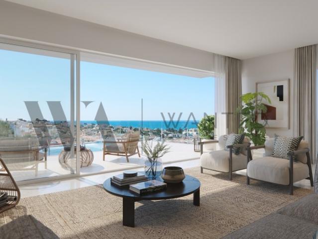 MORADIA T4+1 COM PISCINA, JACUZZI, ROOFTOP, ELEVADOR E VISTA MAR, PENEDO, CASCAIS