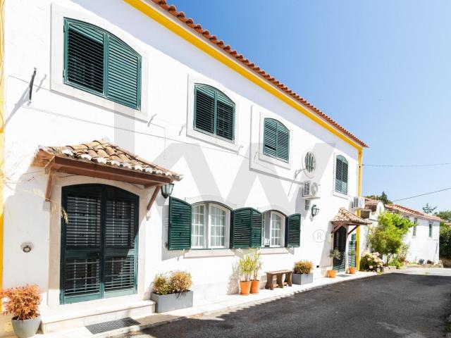 ​​​​​​​​​​​​​​​​​​​​​​​​​​​​​​​​​​​Moradia T4+1 Com Terraço. 150m² Azeitão São Lourenço e São Simão