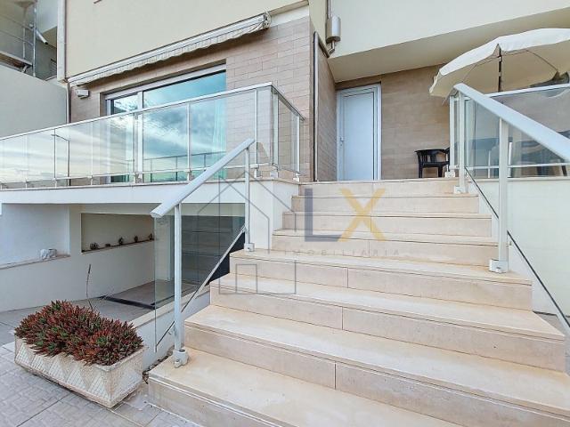 Moradia T4+1 com vista Mar e Ria
