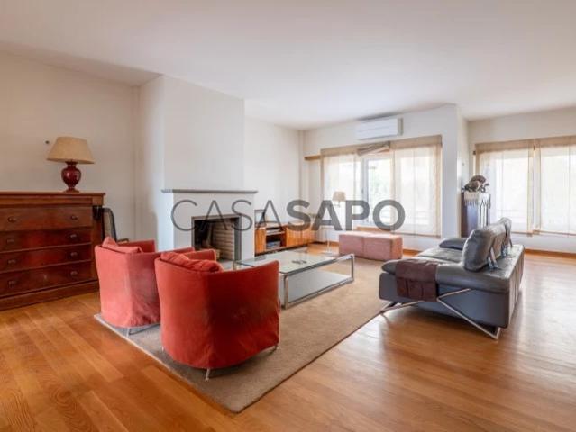 Moradia T4+1 Duplex para alugar no Porto