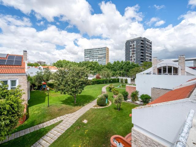 Moradia T4+1 em Condomínio Privado – Parque das Nações, Lisboa