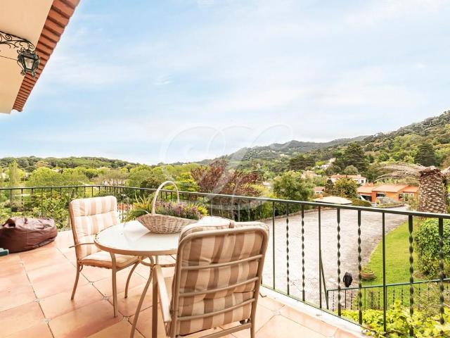 Moradia T4+1 em Sintra 402m² Agualva e mira sintra