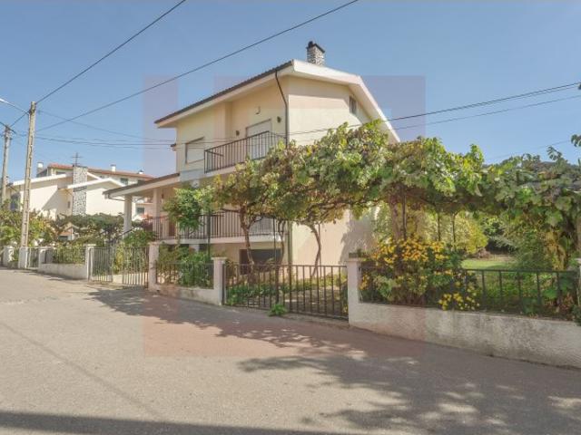 Moradia T4+1 na Rua das Poças, Lousã