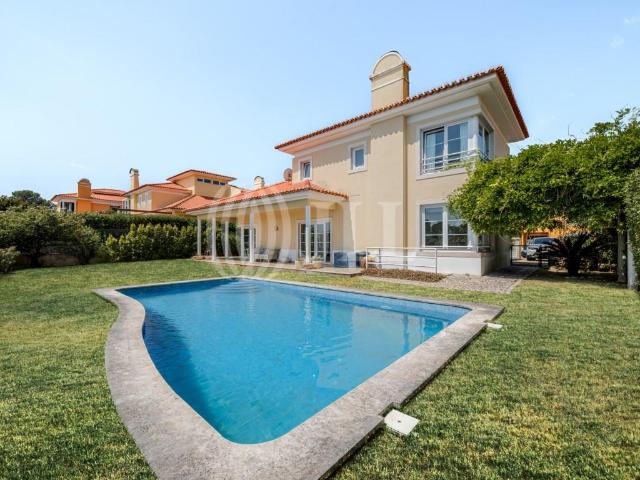 Moradia T4+2 com piscina na Penha Longa Sintra 0m² Agualva e Mira Sintra