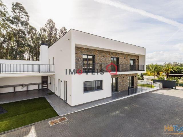 Moradia T4 Milagres | 26084061459