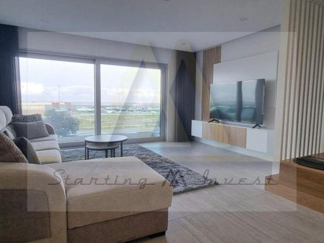 Moradia T4 Mobilada frente ao Mar. | 26084100034
