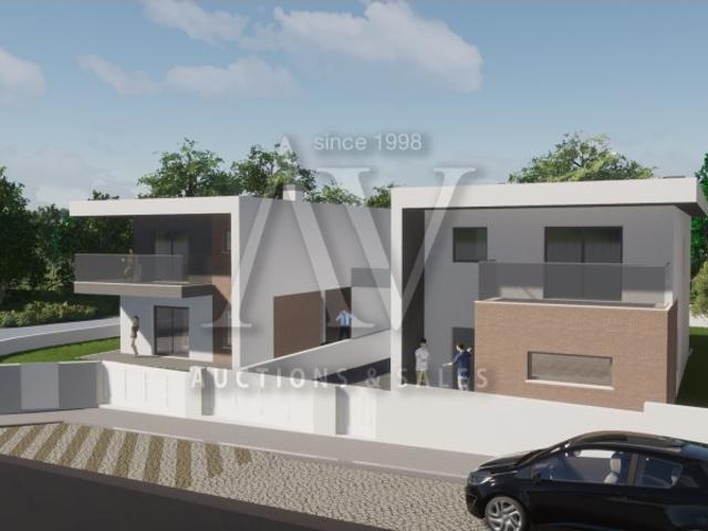 MORADIA T4 MODERNA A 15 min de LEIRIA e das PRAIAS
