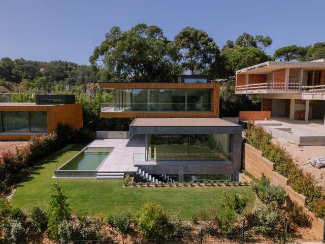 Moradia T4 na Amoreira Cascais 380m² Alcabideche