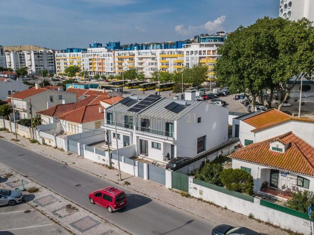 Moradia T4 na Costa da Caparica Arrendamento