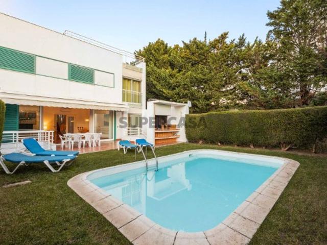 Moradia T4 no Aldeamento da Prainha, em Alvor, Algarve