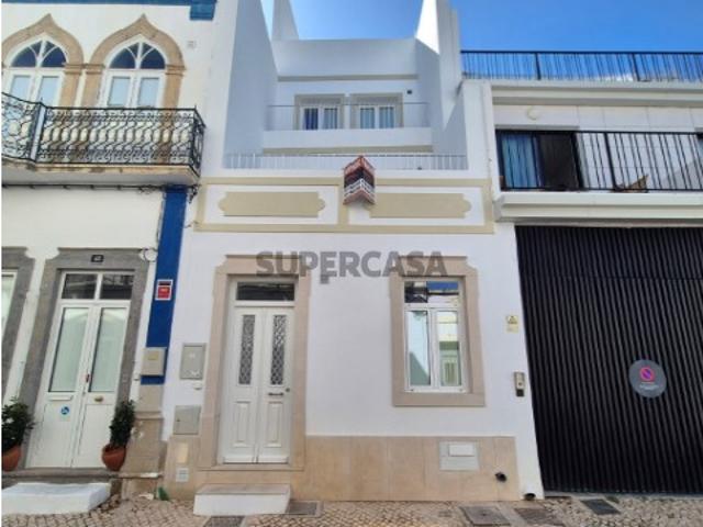 Moradia T4 nova baixa Olhão