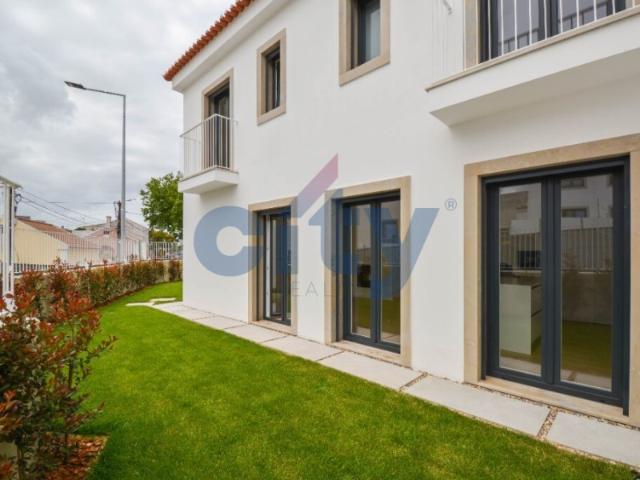 Moradia T4 Nova em Paiões Pronta a Habitar