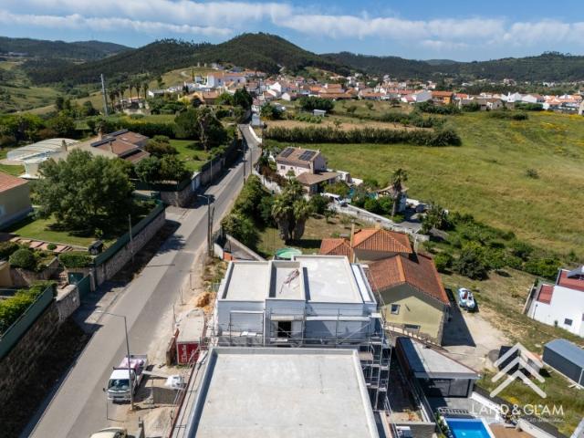 Moradia T4 nova em Vila Franca do Rosário