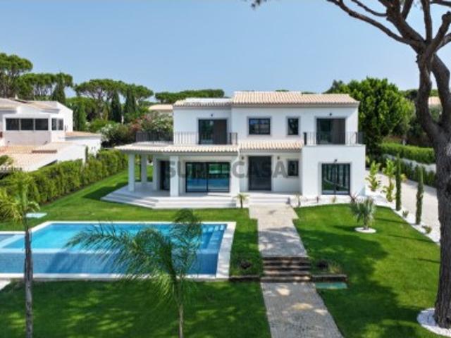 Moradia T4 nova em Vilamoura