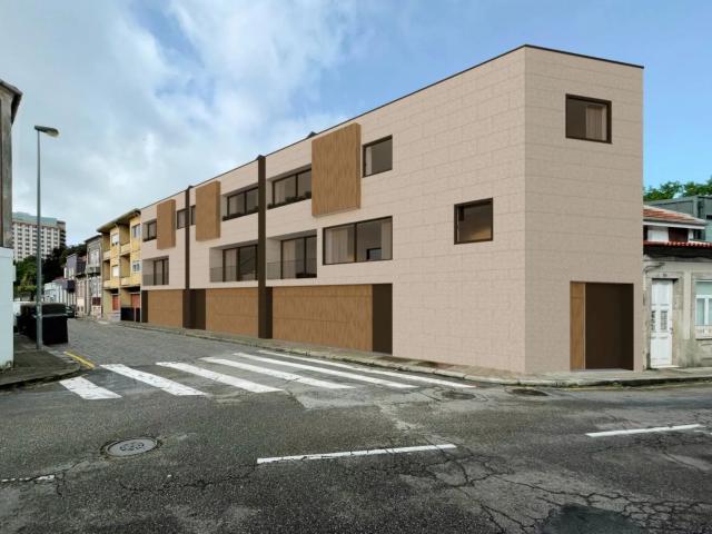 Moradia T4 Nova Junto à Avenida da Boavista 325m² Porto