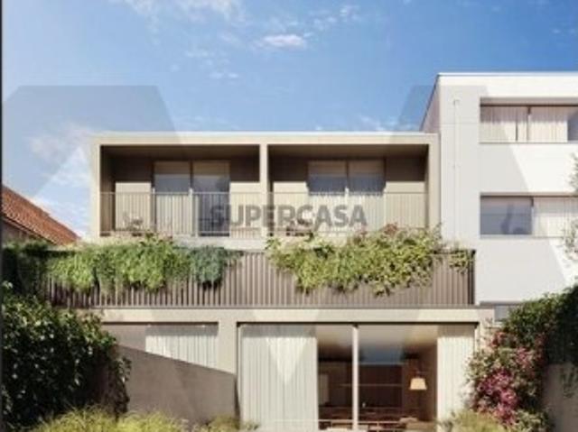 Moradia T4 nova, no centro Matosinhos