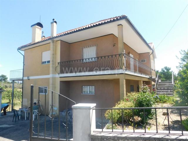 Moradia T4 / Oliveira do Hospital, Seixo da Beira