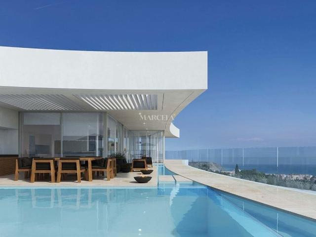 Moradia T4 Auto Suficiente De Luxo Com Vistas Soberbas 449m² Lagos