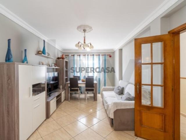 Moradia T4 a apenas 200 metros da Praia de Monte Gordo