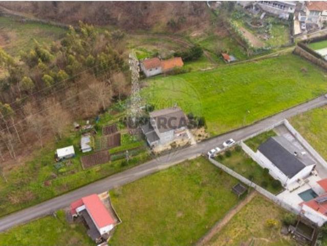 Moradia T4 à venda em Guimarães
