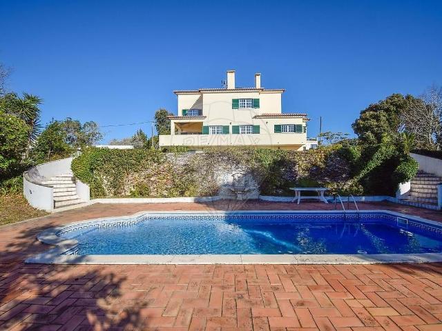 Moradia T4 à venda em Mafra 2500m² Mafra