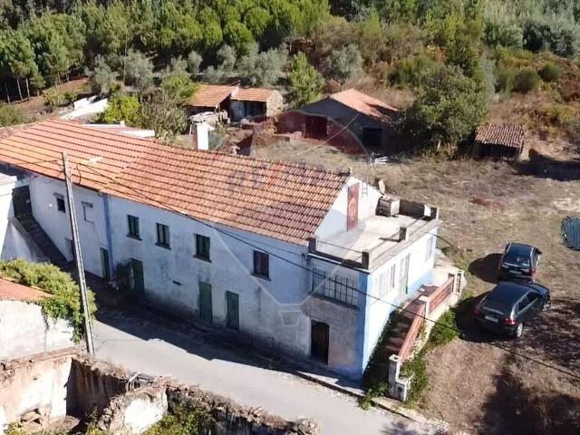 Moradia T4 à venda em Ferreira do Zêzere