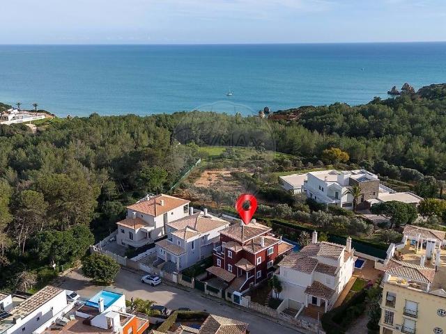 Moradia T4 à venda em Portimão 314m² Alvor