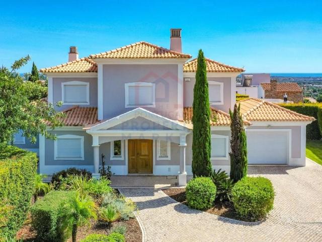 Moradia T4 á venda perto de Loulé 204m² Quarteira