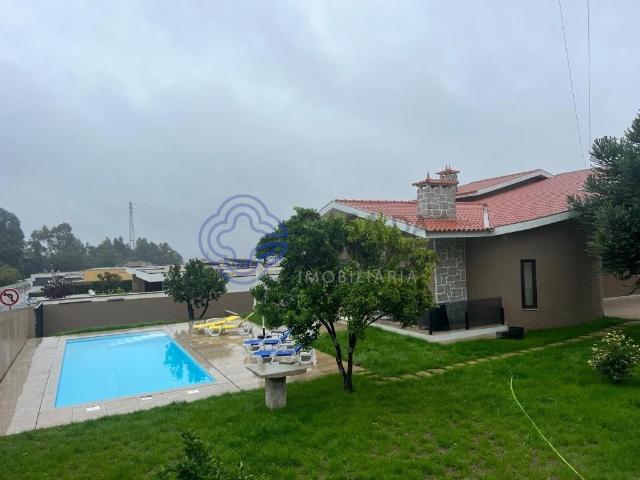 Moradia T4, Barcelos, Vila Boa e Vila Frescainha São Martinho e São Pedro, Barcelos | BPI Expresso Imobiliário