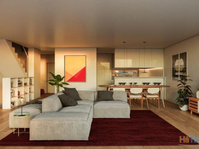 Moradia T4 c/ Jardim Aldoar | 26073924475