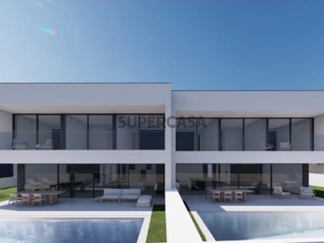 Moradia T4 c/ Piscina e vista mar