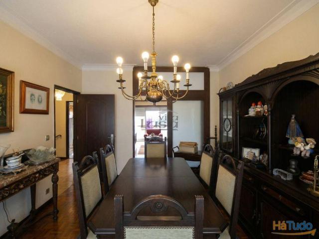 Moradia T4 Carvalhido, 2 garagens e pequeno quintal | 26083726440