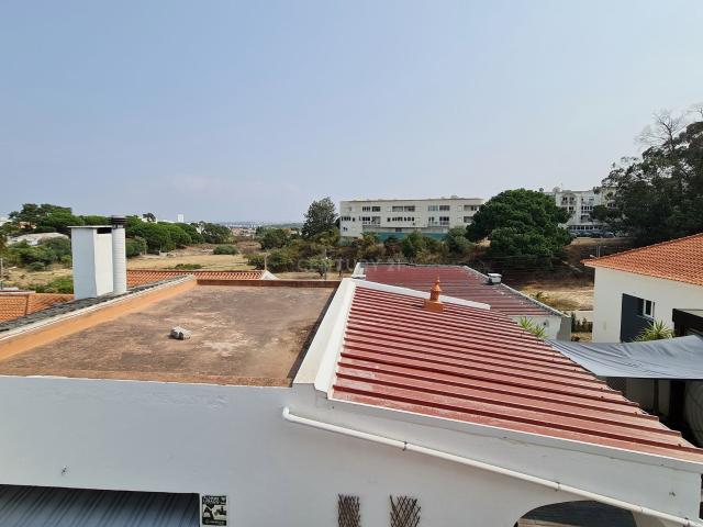 Moradia T4, Charneca de Caparica e Sobreda, Almada | BPI Expresso Imobiliário