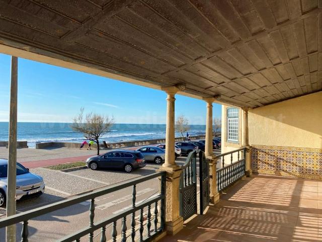 Moradia T4 classificada, 1ª linha de mar, Granja 516m² São félix da marinha
