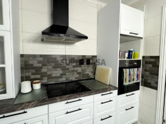 Moradia T4 com 4 Suítes e Quintal com um Anexo T0 Excelente Localização em Aljustrel