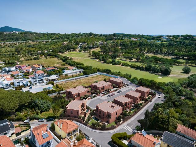 Moradia T4 com 226m2 Estoril