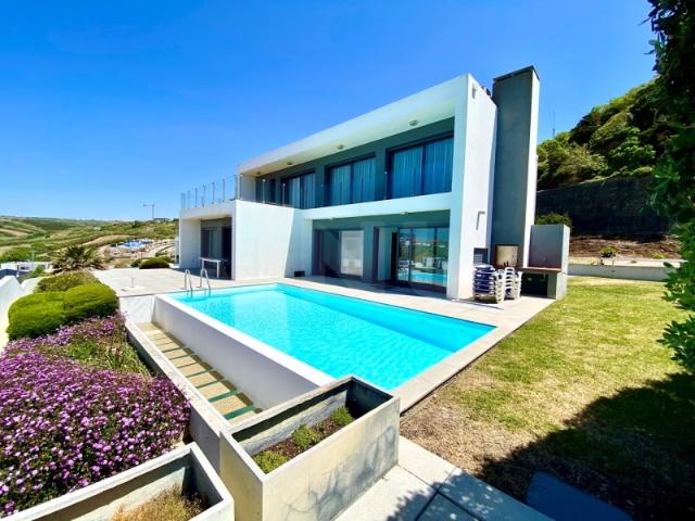 Moradia T4 com vista Mar Praia de Porto Dinheiro, Ribamar, Lourinhã