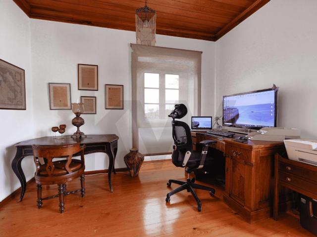 Moradia T4 com jardim e terreno em Aljubarrota. Viva com conforto, tradição e qualidade