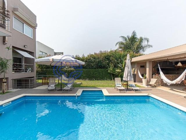 Moradia T4, com piscina, Maia 272m² Nogueira e Silva Escura