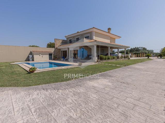 Moradia T4 com Piscina e terreno com 1645m2 Palmela 173m² Quinta Do Anjo