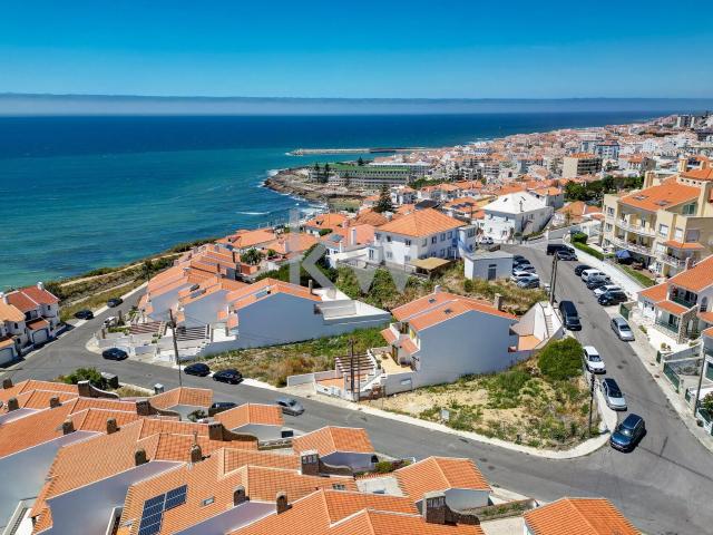 Moradia T4 com Piscina na Ericeira Zona Calma Perto da Praia do Sul em Construção