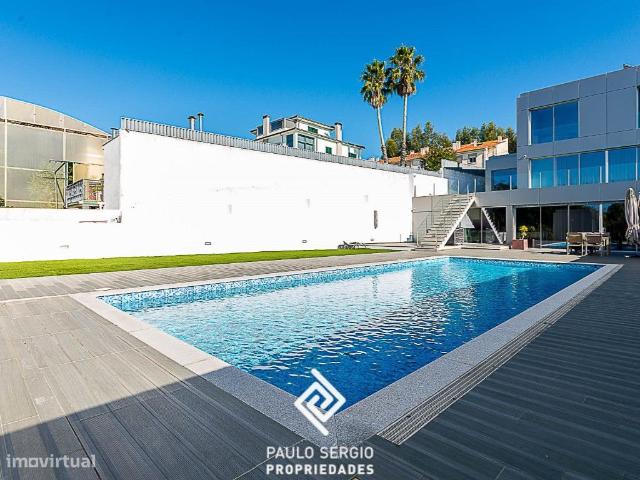 Moradia T4 com piscina na praia de Francelos, Vila Nova de Gaia. Lo.