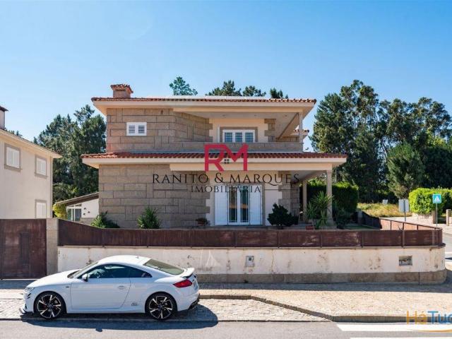 MORADIA T4 COM PISCINA ALPENDURADA, MARCO DE CANAVESES | 26064063334