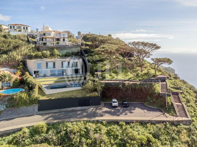 Moradia T4 com piscina e vista mar, no Funchal, Madeira 0m² São Gonçalo