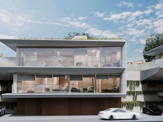 Moradia T4 com piscina e vista mar em Alvide, Cascais