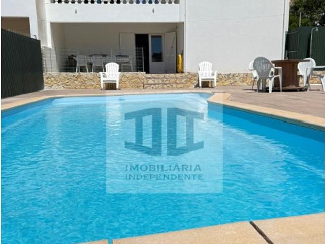 Moradia T4 com Piscina em Alte, Algarve