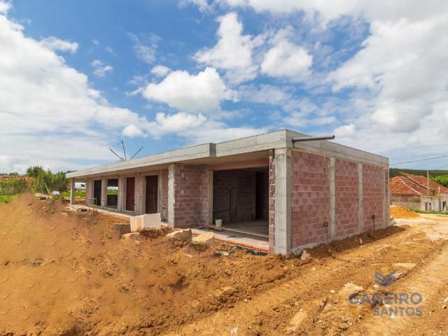 Moradia T4 com piscina, em construção, a 10 minutos da baía. 171m² Cela