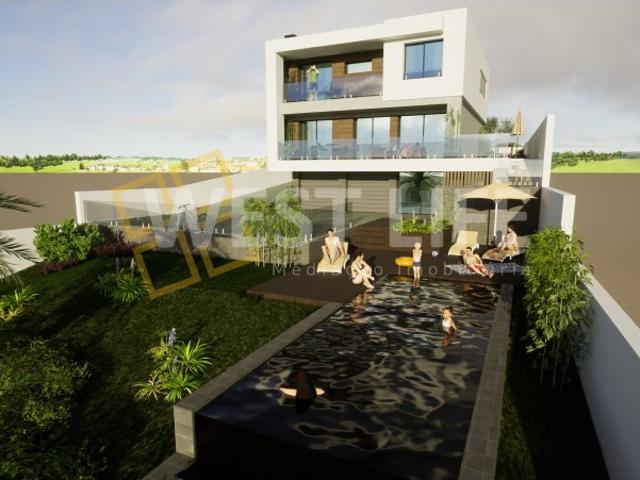 Moradia T4 com piscina inserida em terreno com 631m2 na Malveira EXCLUSIVO WEST LIFE